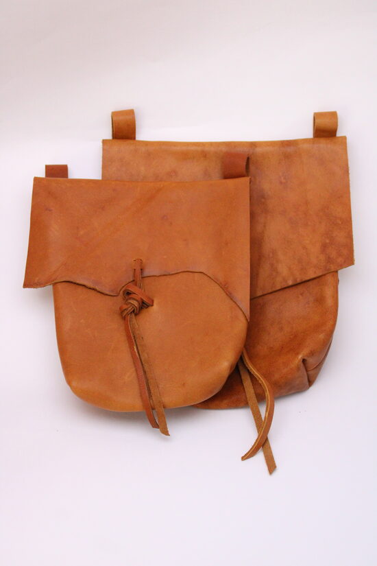 Mazā jostas soma mežazvērs