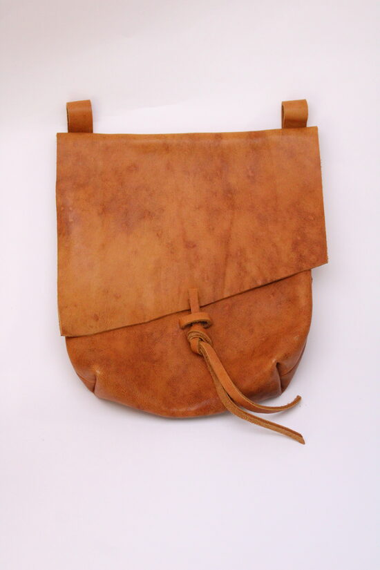 Vidējā jostas soma mežazvērs