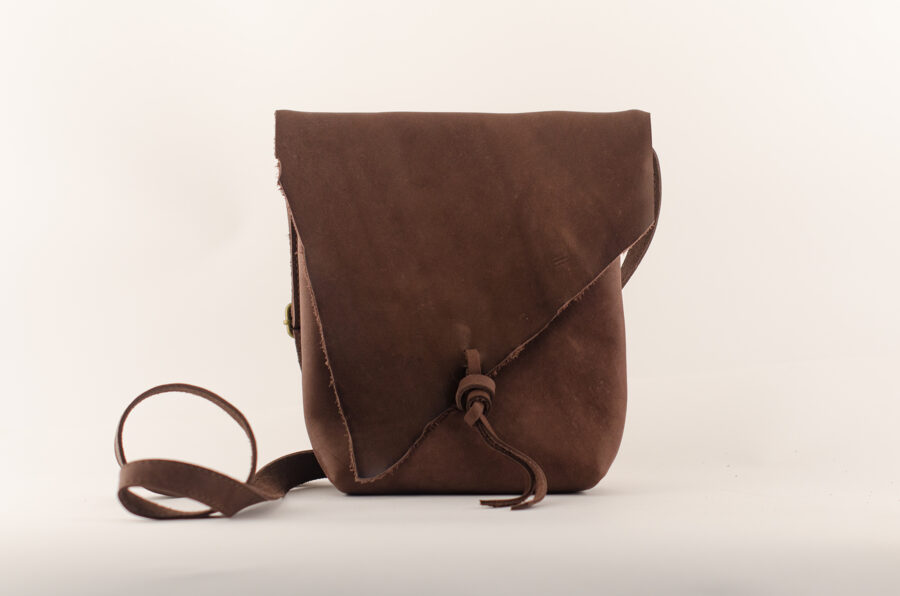 Lielā kvadrātsoma tumši brūna