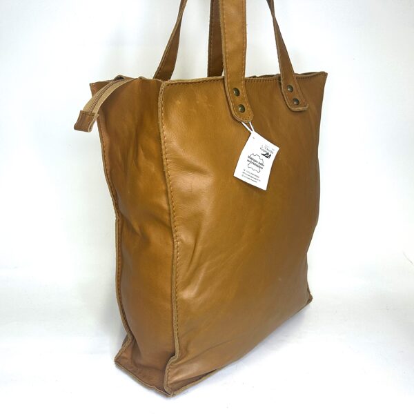 Mīkstā soma gaiši brūna Nr.02